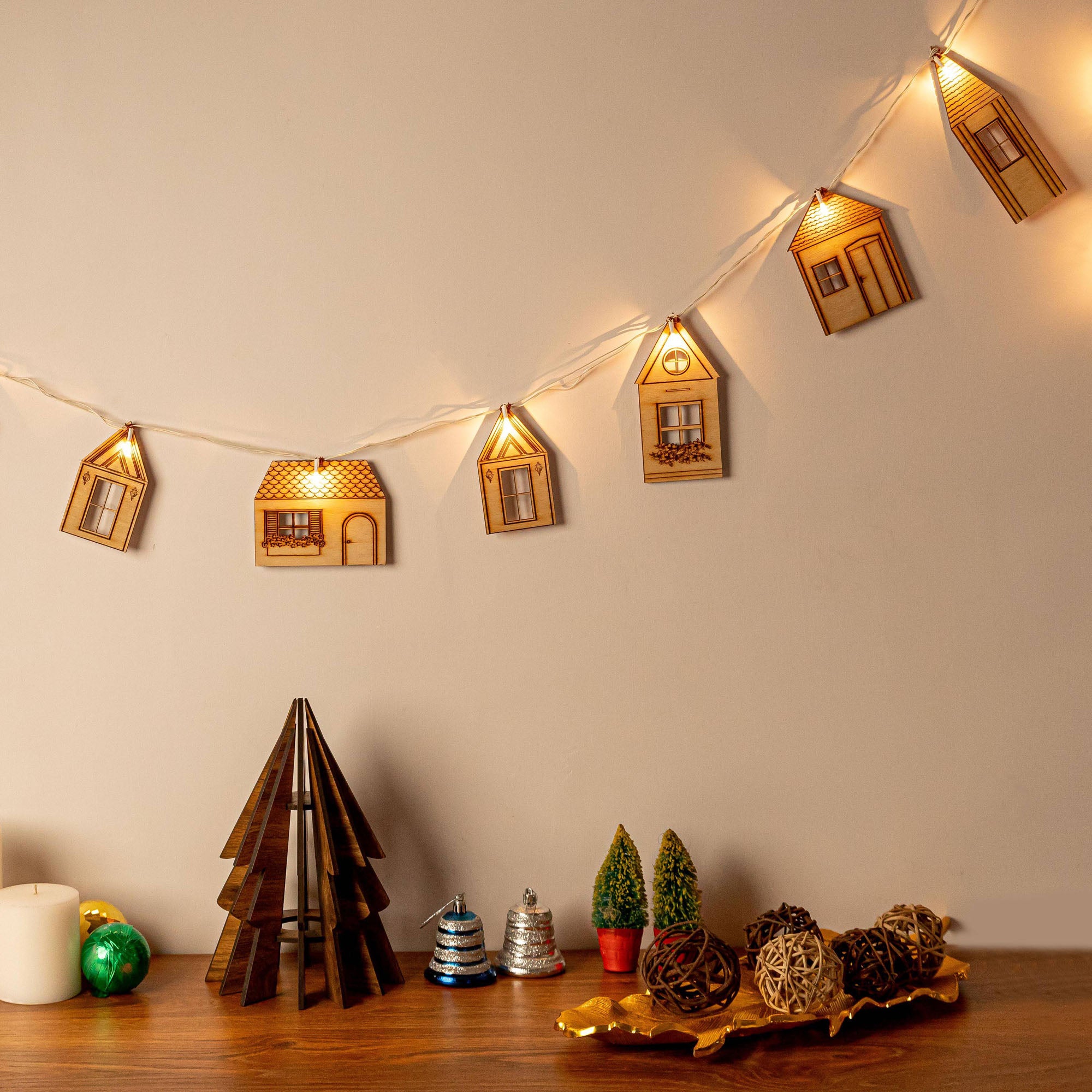 HARLOW CHRISTMAS BUNTING