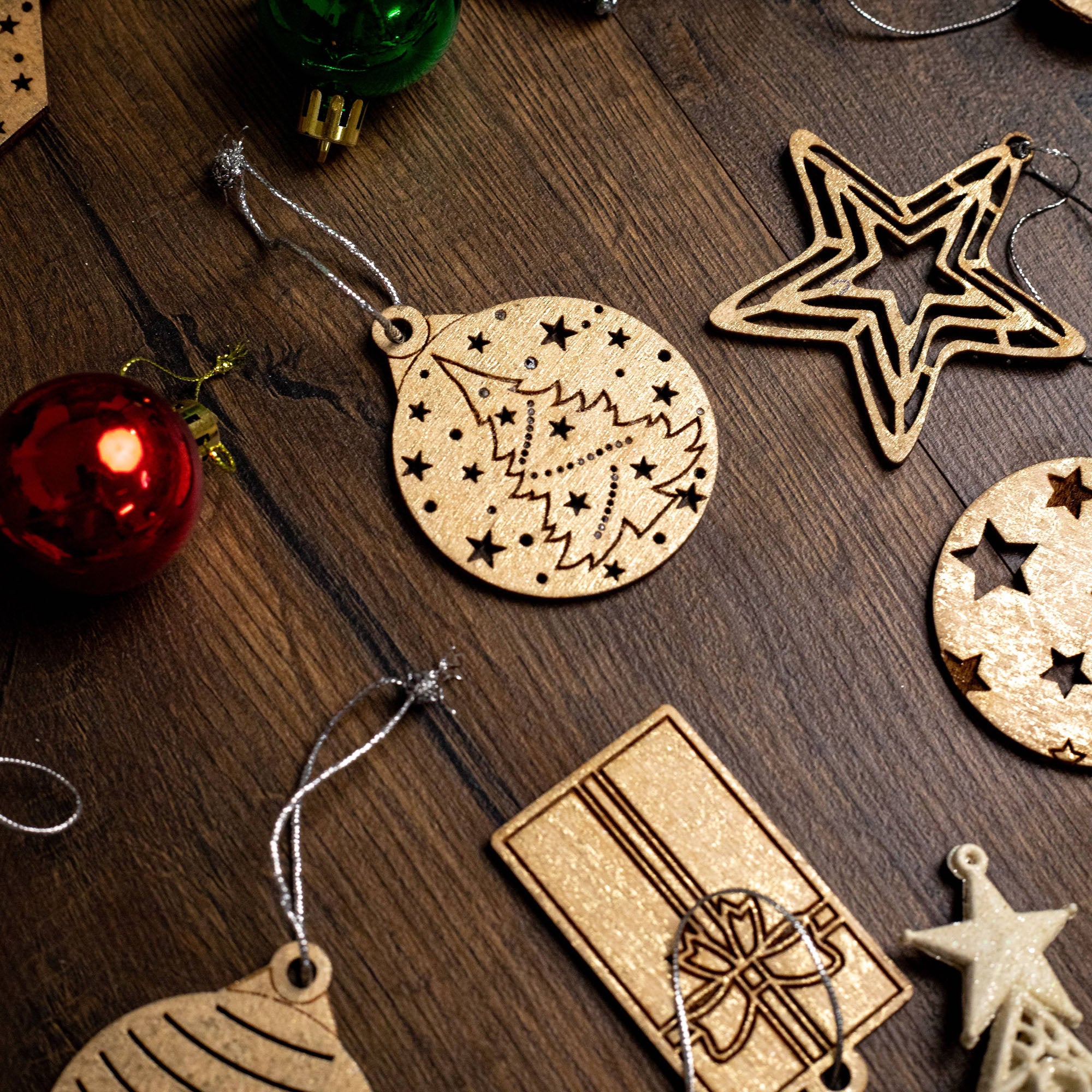 Assorted Christmas Ornament Set