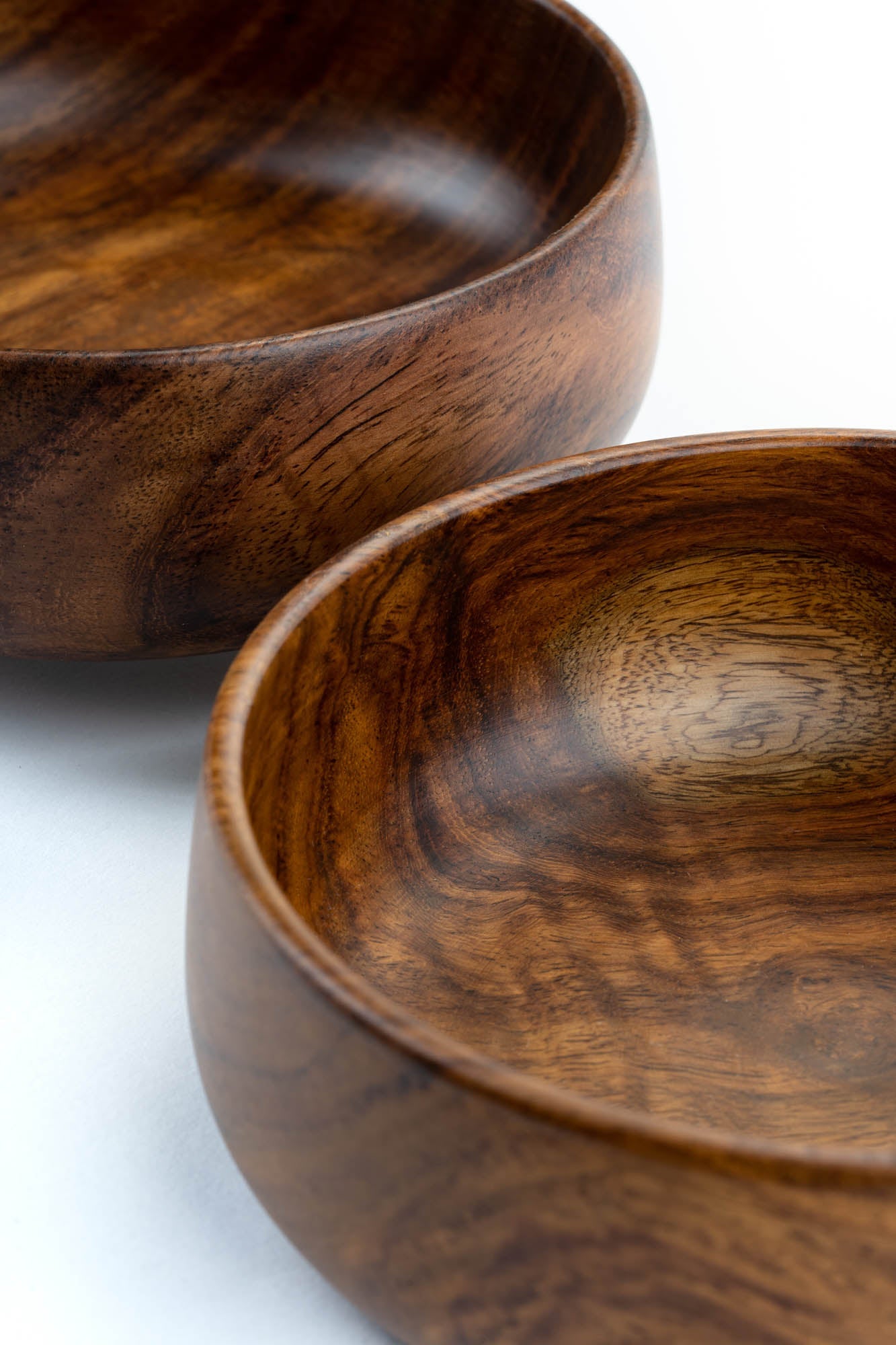 BARO WOODEN BOWLS - MEDIUM SET OF 2