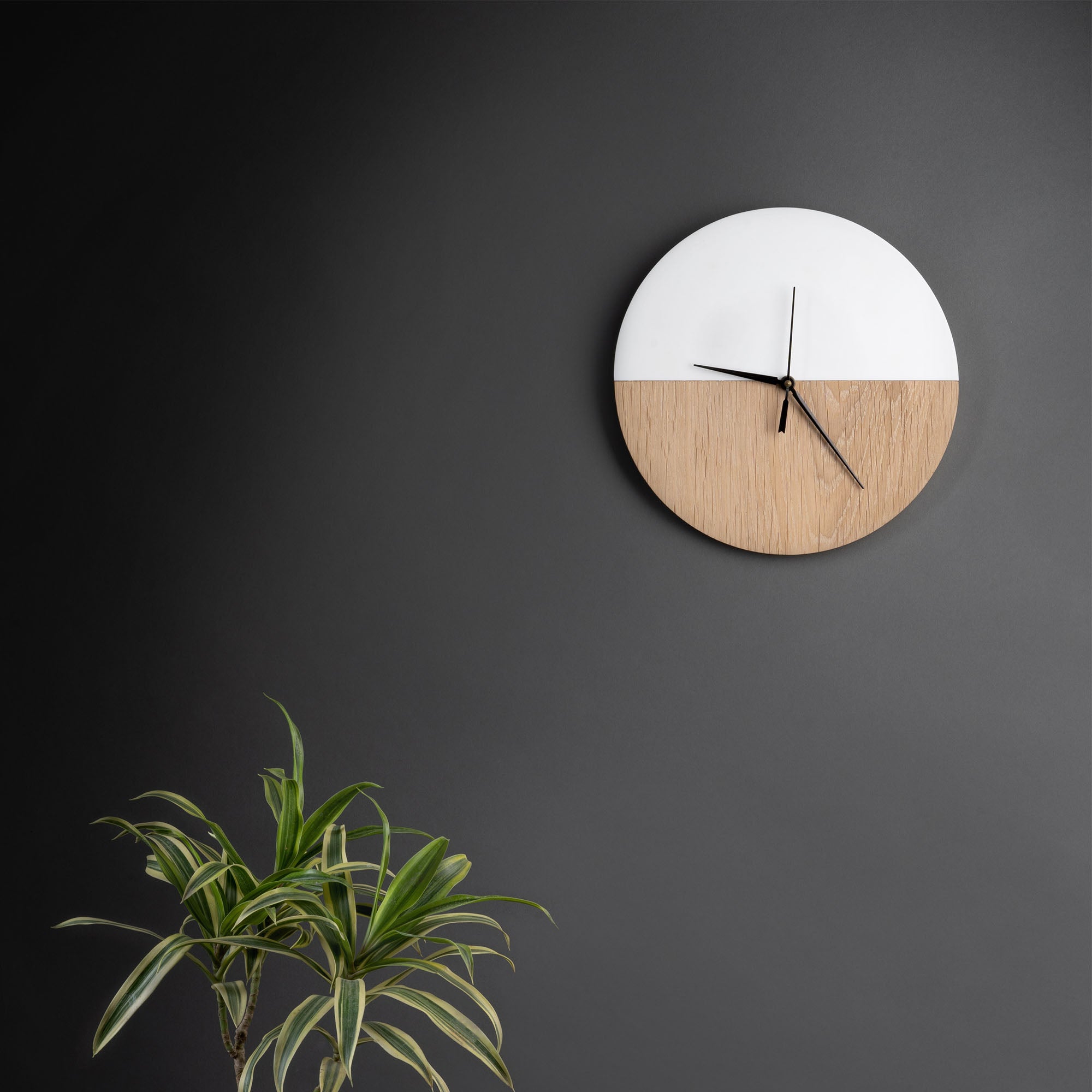 BIANCA WALL CLOCK