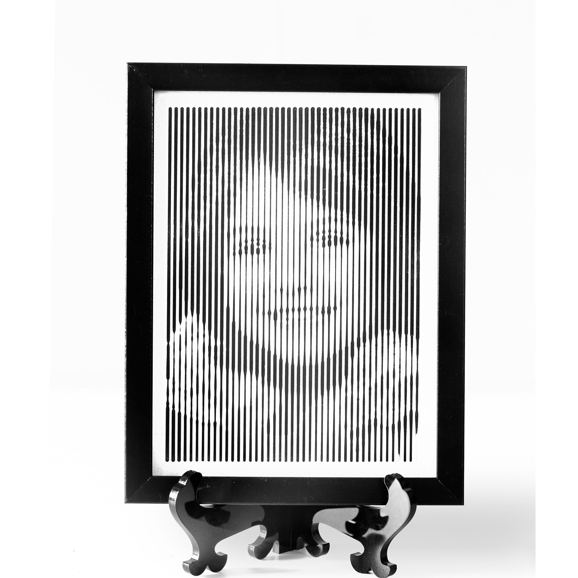 Black & White portrait with vertical line engraving