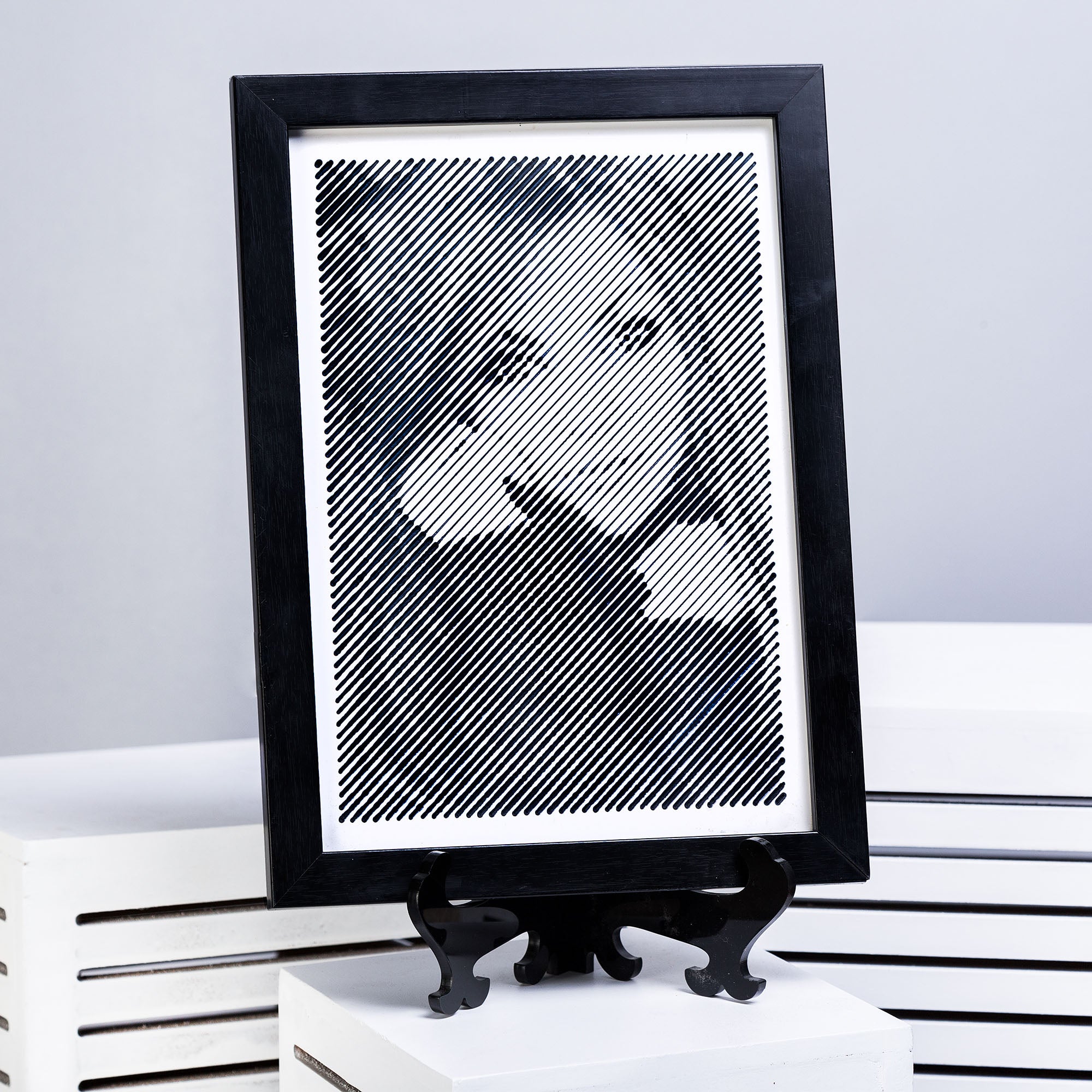 Black & White portrait with diagonal line engraving