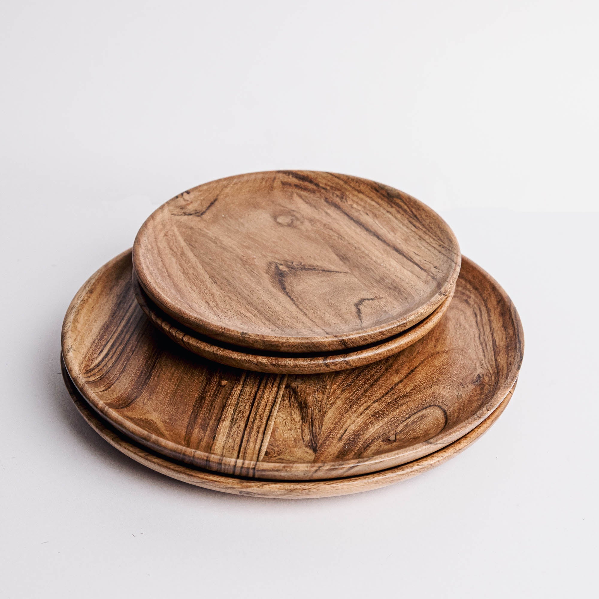 Dune Acacia Plates Set of 2 Small and 2 Large