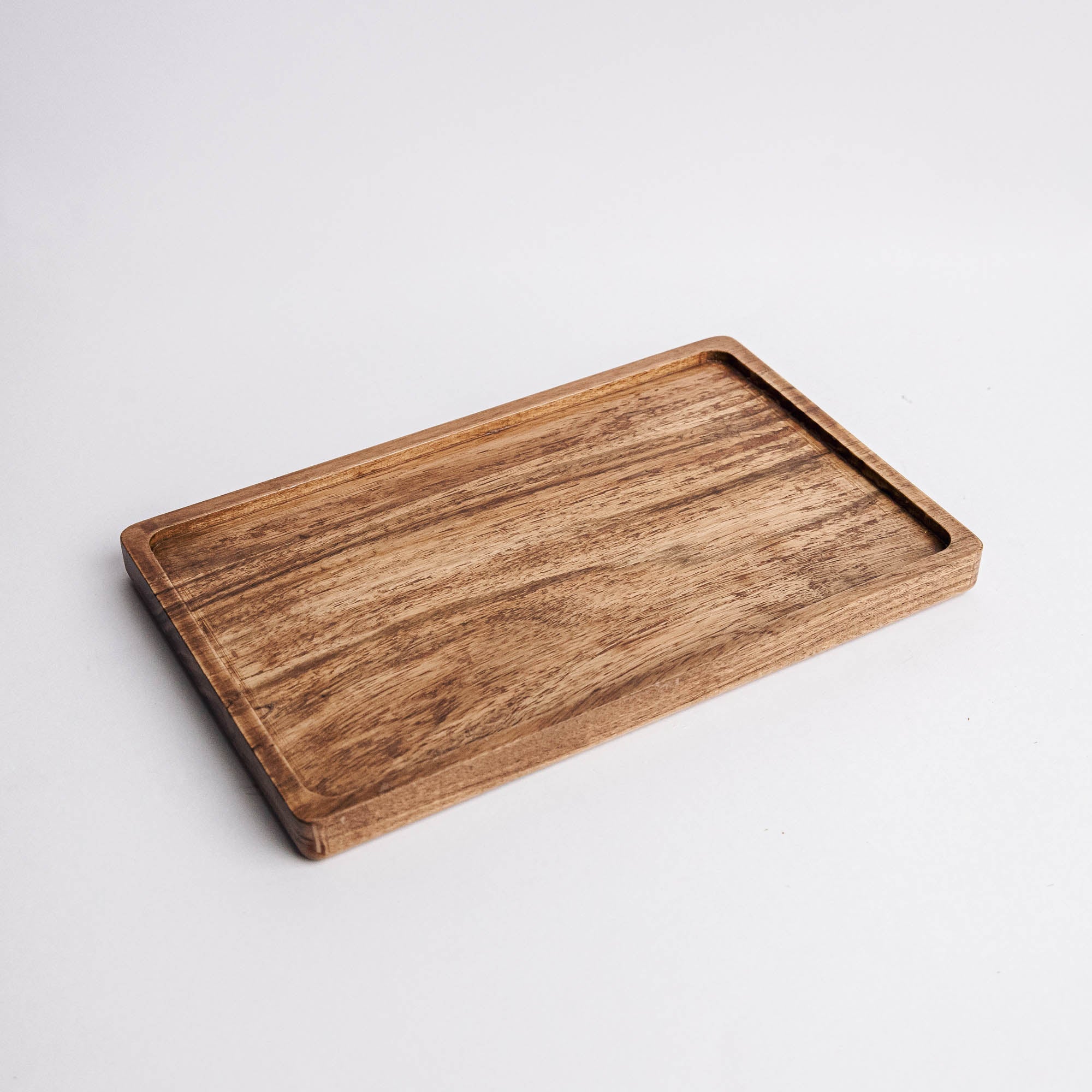 Dahlia Platter cum Serving Tray in Acacia Wood