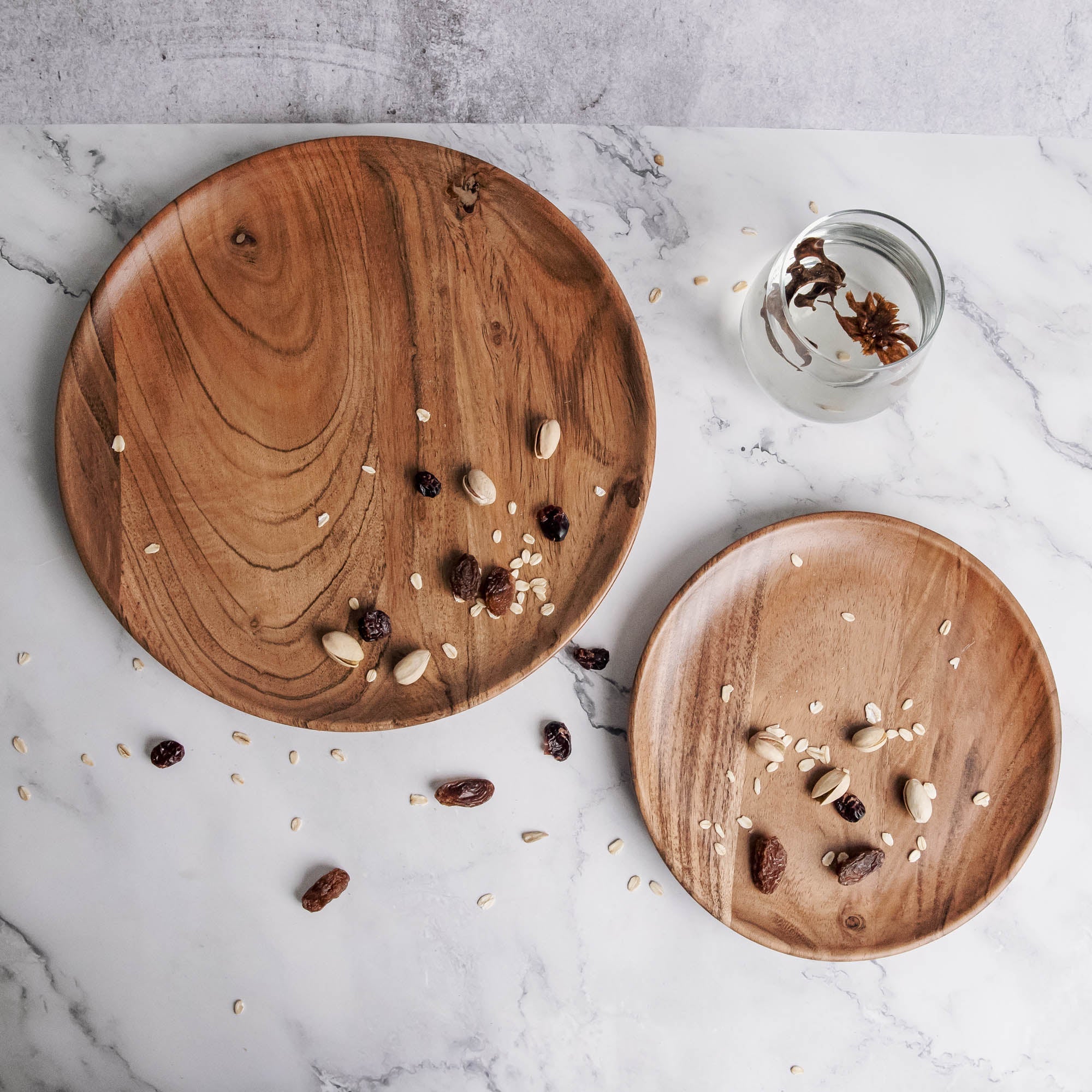 Dune Acacia Plates Set of 2 - 1 Large 1 Small